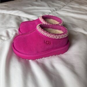 UGG Kids Fuchsia Slippers